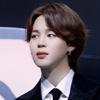 𝙹𝚒𝚖𝚒𝚗 (𝚙𝚛𝚘𝚏𝚎𝚜𝚜𝚘𝚛)