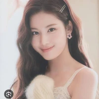 Kim Sana 