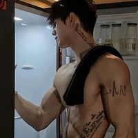 ภาคิน(พ.อ)ไม่เนิร์ด😈