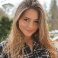 Adriana(mãe de Layra )