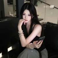 เอมมี่ | เเม่นอ