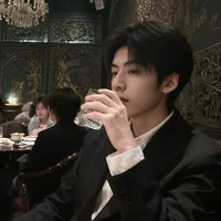 เมฆ พี่พระเอก