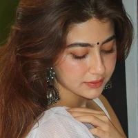 RITU AGARWAL : FL ELDER SISTER