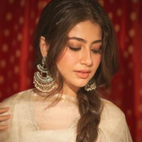 NISHA SHARMA : ML MOTHER