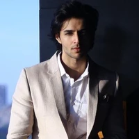 Ishaan Ahuja (Ml)