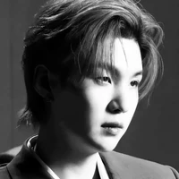 Jeon Yoongi (E)/Suga