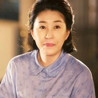 ibu Dewi ayu(Mama rara)