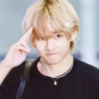 𝙺𝙸𝙼 𝚃𝙰𝙴𝙷𝚈𝚄𝙽𝙶 ~