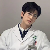 หมอที่หล่อที่สุดในเรื่อง