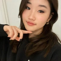 ⋆˚𝜗 𝐨𝐥𝐢𝐯𝐢𝐚 𝐥𝐞𝐞 𝜚˚⋆