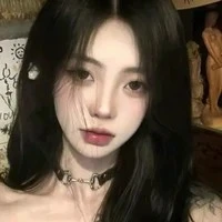 นิคกี้(สมัยมหาลัย)