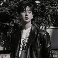 Gilang Raya Kanagara