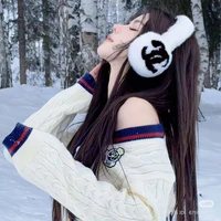 แก้ม พนอ