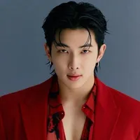 Kim Namjoon •E•