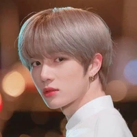 Huang Jung Beomgyu / "4in mark Hyung //