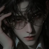 Eve(n) Richardson [MC