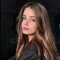 Anggi Romero (sahabat Kimberly)