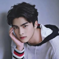 Chico Flores Oscar (sahabat Darren)