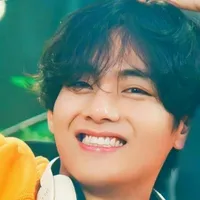 Kim Taehyung( simple boy )