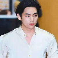 Kim Taehyung (A)