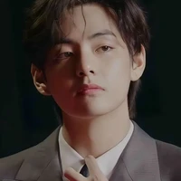 Kim Taehyung/E