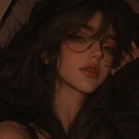 Thalia Easton/ MC bff