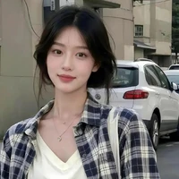 Alison  Brooks.     FL elder sister