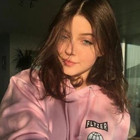 kaira valentino