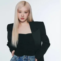 JEON ROSÉ/DOMINANT OMEGA