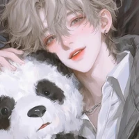 𝑪𝒉𝒓𝒊𝒔(𝒎𝒐𝒎)