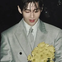 V(movie actor)