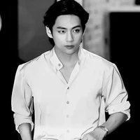 Kim Vincenzo/ EE (Tae