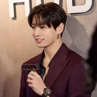 Jk/(Enigma)/28yo