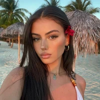Isabella Cruz