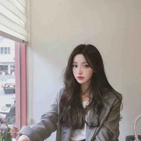 V’s gf