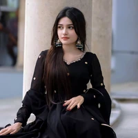Arshika Bhatt/Female lead