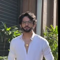 Amit Aggarwal (fl dad)