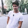 alexander(hermano de yony)