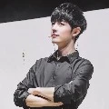 เผยฉิง(นากเอกยังไม่ตาย)