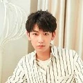 เผ้อไป๋(เพื่อนเฉินฉิง)
