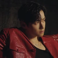 𝐊𝐢𝐦 𝐓𝐚𝐞𝐡𝐲𝐮𝐧𝐠 °𝙴𝙴