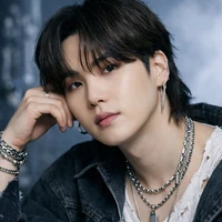 𝐌𝐢𝐧 𝐘𝐨𝐨𝐧𝐠𝐢 °𝙳𝙰