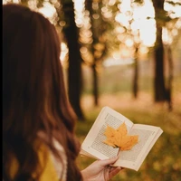 🦋~•AUTHOR•~🦋