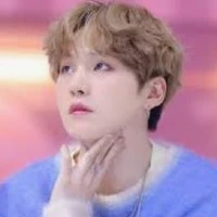 MIN YOONGI/Suga