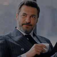 refel Leonardo (ml father )