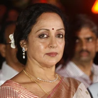 meera rathore( fl mom)