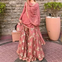Sara Khan ( Ml sister )