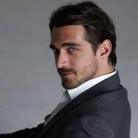 Dmitri Santaro (Selena