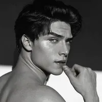 Xavier Santaro (Selena