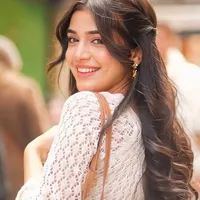 paridhi Sharma (fl sister)